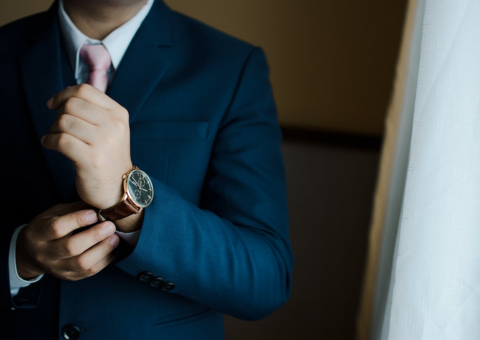 bijoux et montres pour hommes chez Carador et Histoire d'Or à Grand Maine à Angers